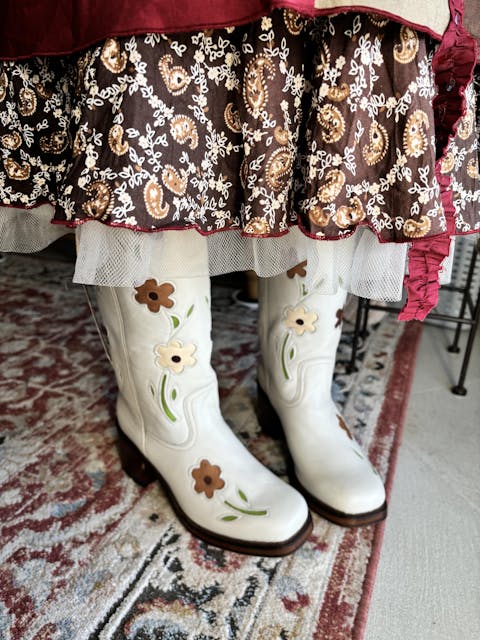 Flower Boots Beige