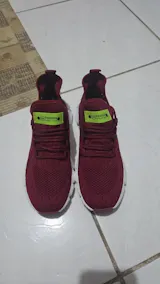 Breathable Fashion Running Sneakers – Lightweight Unisex Sports Shoes for Women & Men