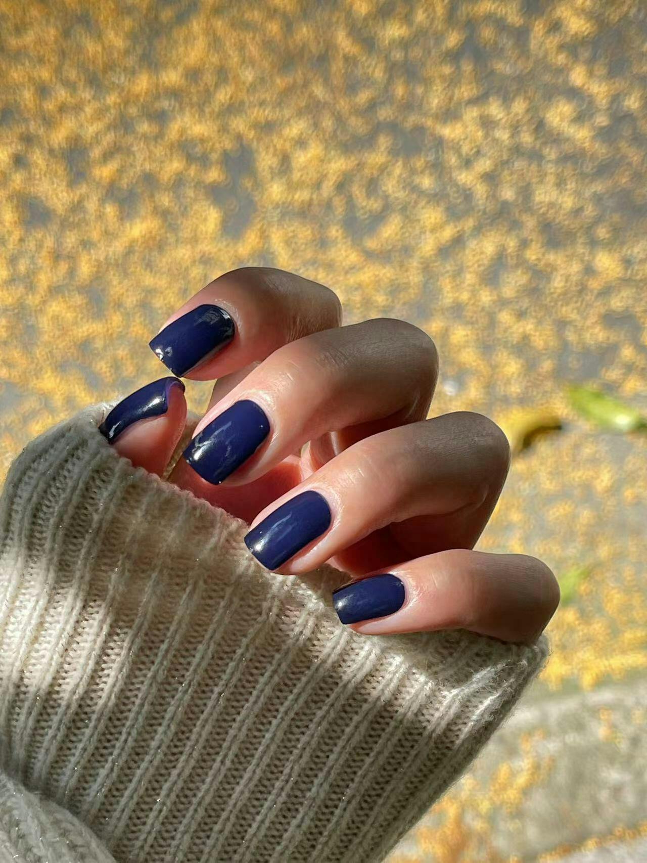 A Taylor'd Style - Prom nails! Navy blue gel polish with sparkles! |  Facebook