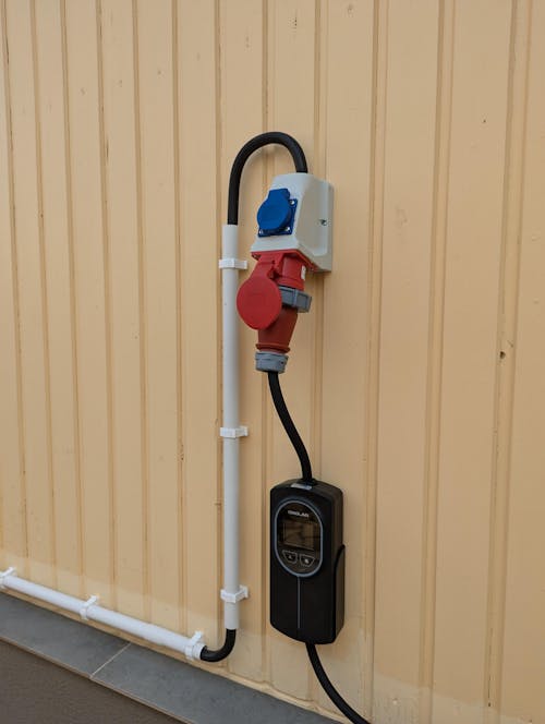 Daolar WIFI Steuerung Mobile Wallbox 11 kW 5 m / 10m 3-Phasen 8-16A Typ 2 Ladekabel CEE 16A auf Typ 2 mit einstellbarer Ladeleistung für Elektroauto, Unterstützung OCPP-Protokoll