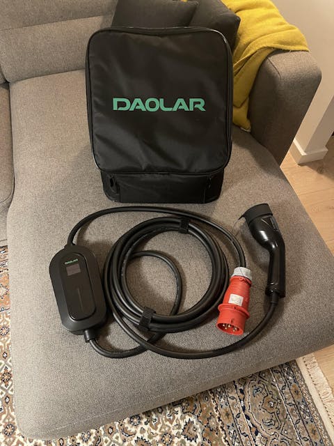 Daolar Mobile Wallbox / Charging Station 11 kW, [3-Phase | 6-16 A] EV Charger with Adjustable Charging Power, Type 2 Charging Cable with CEE Plug