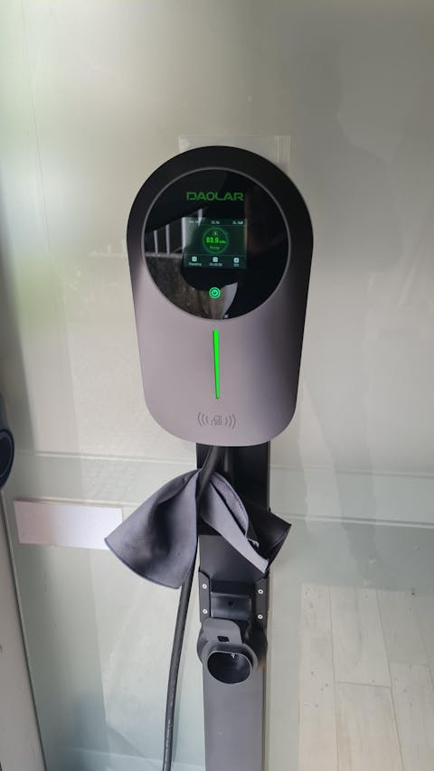 Daolar Wallbox 22kw with APP 3-Phase / 1-Phase 6-32 A Type 2 EV charging cable with 2 pcs RFID Cards and for EVs & PHEV, Upgrade RCD B current protection