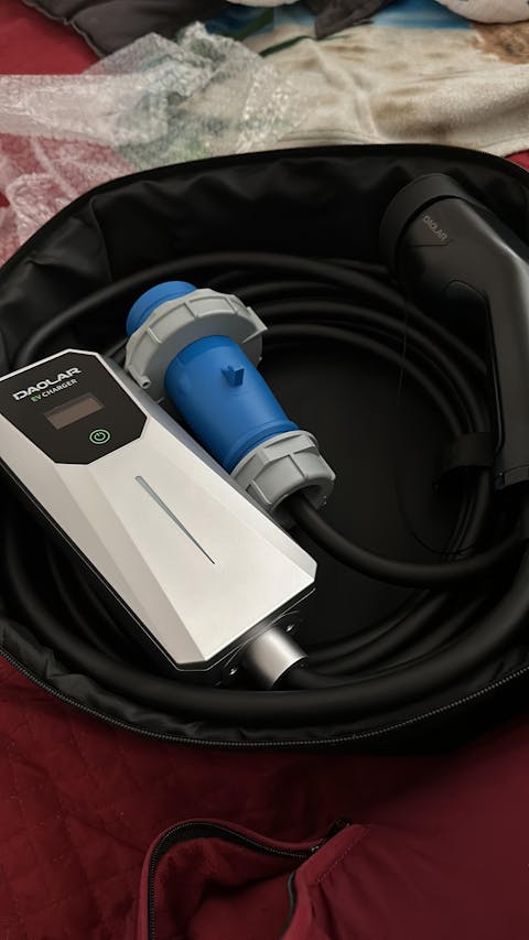 Daolar 7KW Mobile Mallbox 3-Pin CEE 32 A to Type 2 Car Charging Cable, 1-Phase 32A EV Charger with Schedule charging for Model Y/3, ID.3/4/5, MG4, EX30, e-up, e-tron, Zoe, Q4, Gla etc