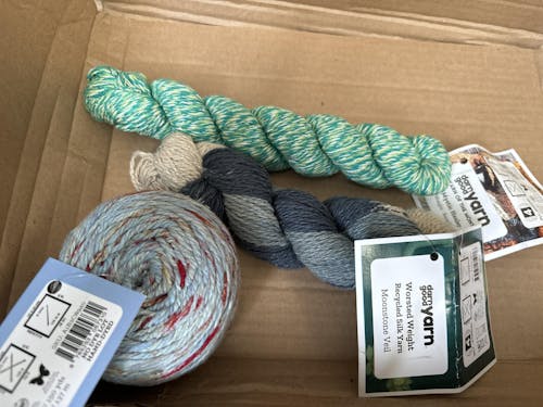 Surprise Skein! A $5 Yarn Adventure