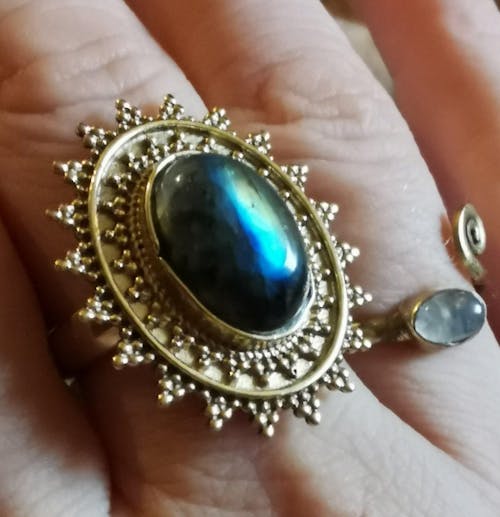 Lunar Sunbeam Labradorite Ring