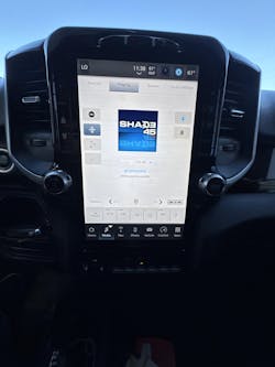 2019-2024 RAM Heavy Duty 2500/3500 UBL Uconnect 5 Upgrade kit with 8.4-inch Touchscreen including Wireless Apple CarPlay / Android Auto