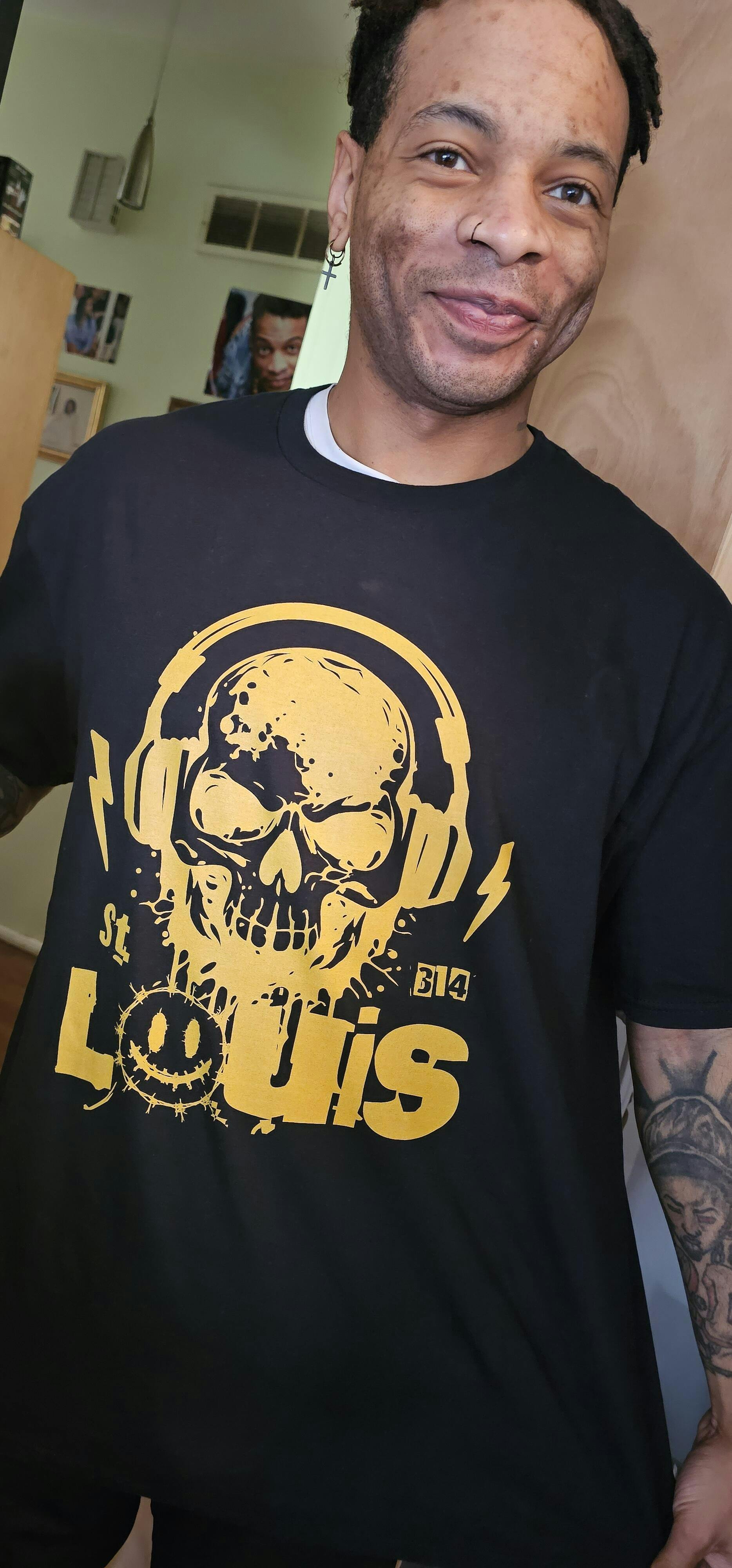 Chicago Resurrection Mary Undead Music T-Shirt | Graphic Band Tee Gift