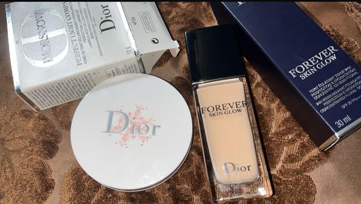 Dior Forever Skin Glow Foundation – 24H Hydration, Radiance & High