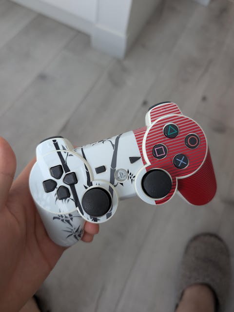 Custom - Sony PS3 Controller Skin