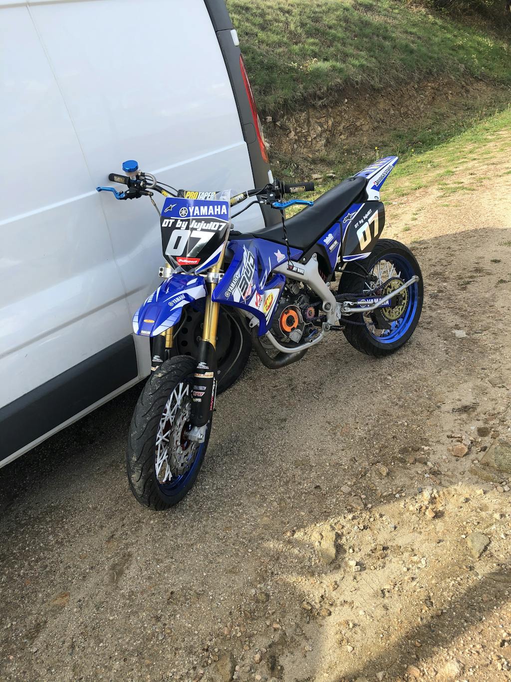 Kit Deco YAMAHA DT 50 DEPUIS 2003 REPLICA YZ Kit Deco YAMAHA DT 50 DEPUIS 2003 REPLICA YZ