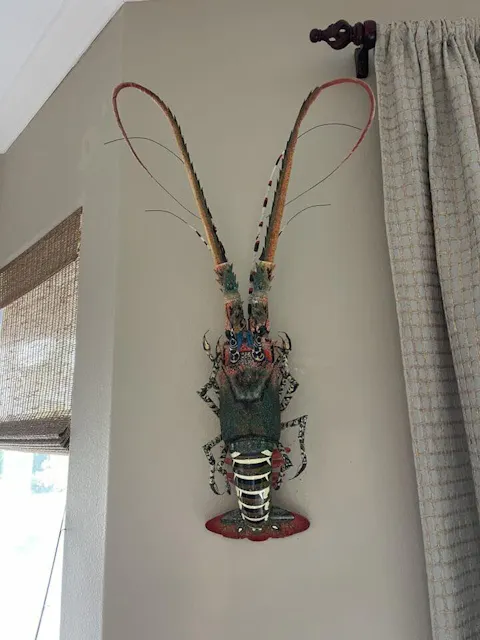31-Inch Handmade Bamboo Lobster Model for Wall Decoration/Colorful Coastal Maritime–Style Wall Art Decor
