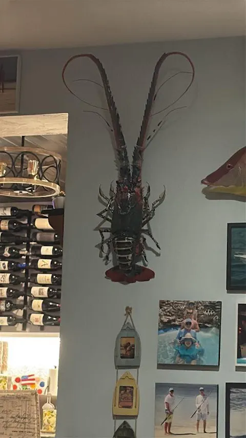 37-Inch Handmade Bamboo Lobster Model for Wall Decoration/Colorful Coastal Maritime–Style Wall Art Decor