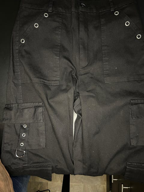 Black Venture Women's Cargo Pants