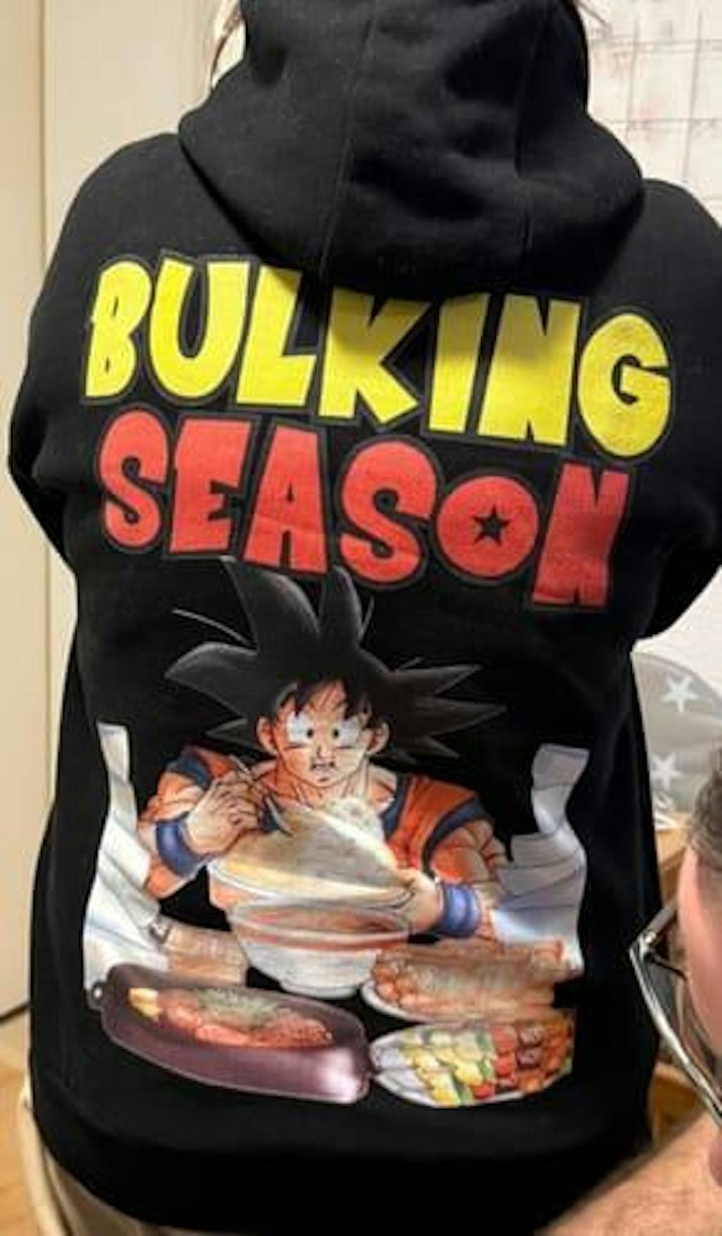 BULKING SEASON OVERSIZE HOODIE