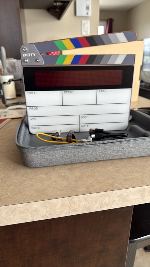 TC-SL1 Timecode Slate