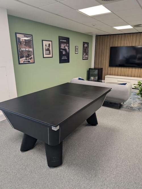 Cry Wolf Slate Pool Table - Matte Black - 6ft & 7ft