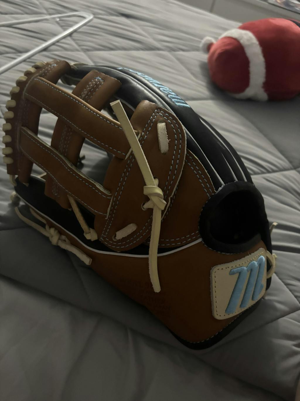 Marucci Cypress OF Glove Left Hand Thrower (Natural/Brown) 12.75''