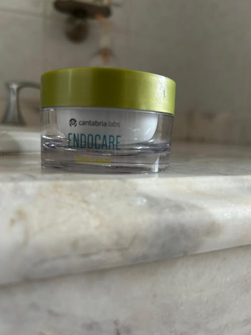 Cantabria Labs Endocare gel crema reparadora anti edad 30ml.