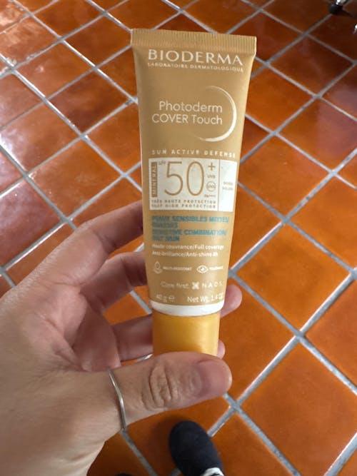 Bioderma Photoderm Cover Touch FPS 50+ con color Tono Dorado 40ml