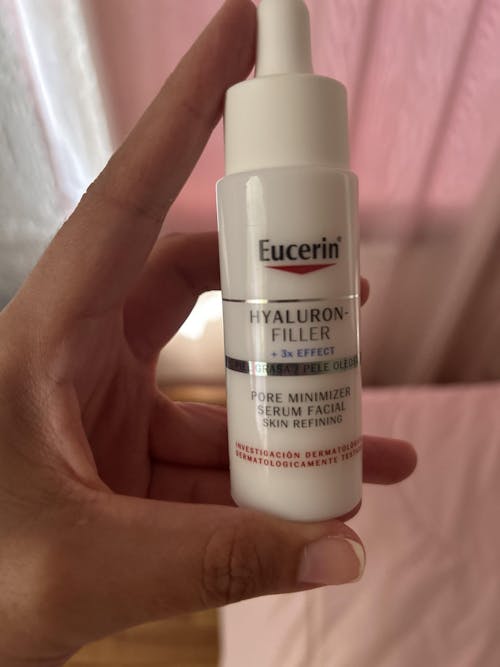 Eucerin Hyaluron Filler pore minimizer skin refiner, serum facial antiarrugas 30ml.