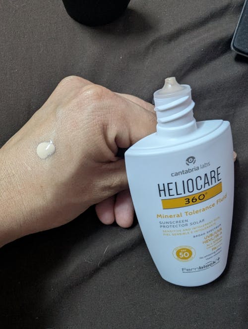 Cantabria Labs Heliocare 360° Mineral tolerance fluido para piel sensible 50ml.