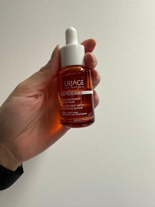 Uriage Depiderm Sérum de vitamina C 20% y niacinamida 30ml.