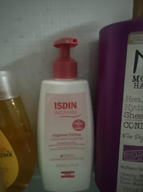 Isdin Woman Isdin Higiene Intima, gel de limpieza de uso diario 200ml.