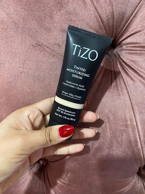 Tizo Sérum Facial Hidratante con FPS y Color Tono Light 50gr