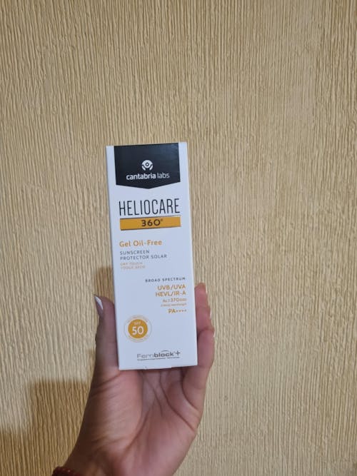 Cantabria Labs Fotoprotector Heliocare 360° Gel Oil free dry touch para piel grasa 50ml.