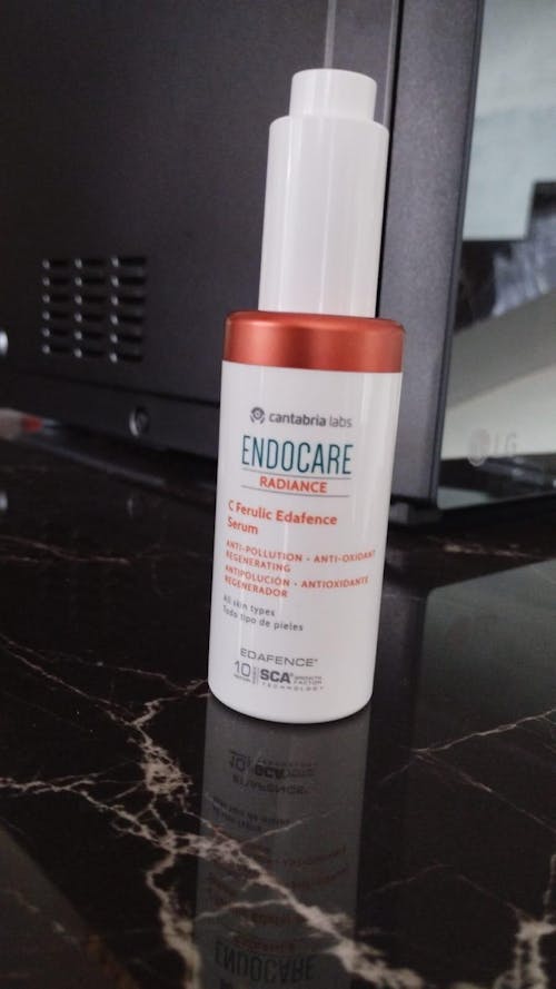 Cantabria labs Endocare Radiance C Ferulic Edafence Serum 30ml.