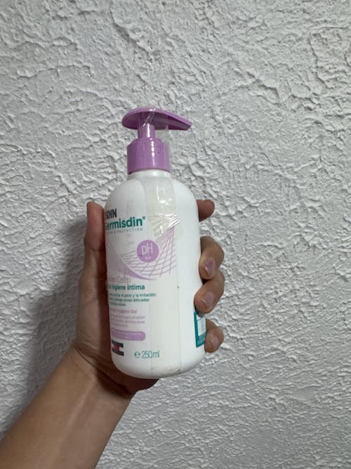 Isdin Germisdin Intim Calm, higiene íntima 250ml.
