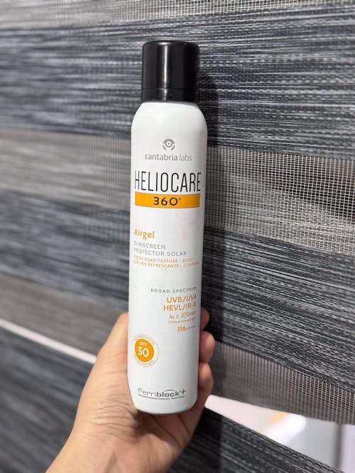 Cantabria Labs Fotoprotector Heliocare 360° Airgel Corporal 200ml.