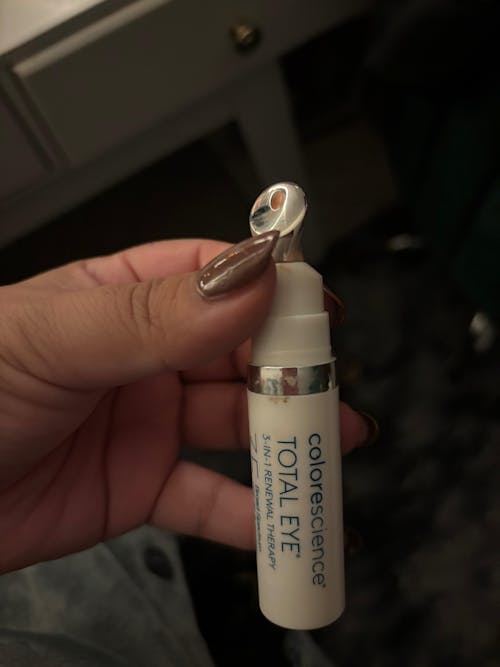 Colorescience total eye 3-in-1 renewal therapy SPF35 - medium (original) 7ml.