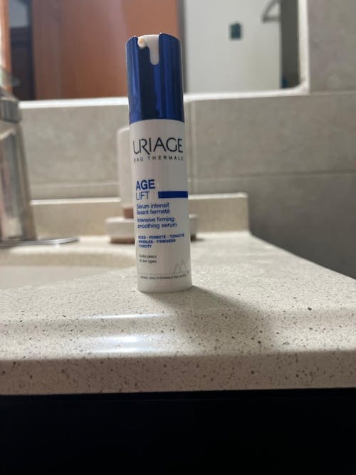 Uriage Age Lift Sérum antiedad reafirmante con Retinol 40ml.