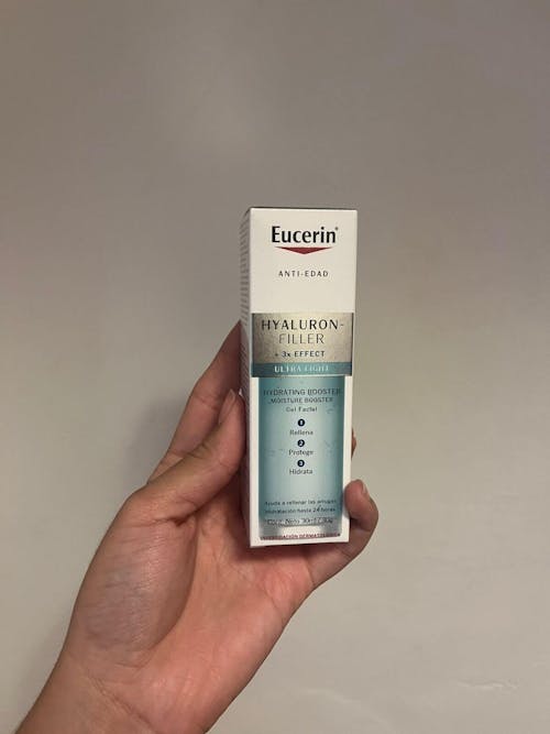 Eucerin Hyaluron Filler hydrating booster antiarrugas 30ml.