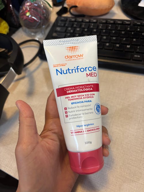 Darrow Nutriforce crema hidratante corporal para piel atópica 100gr.