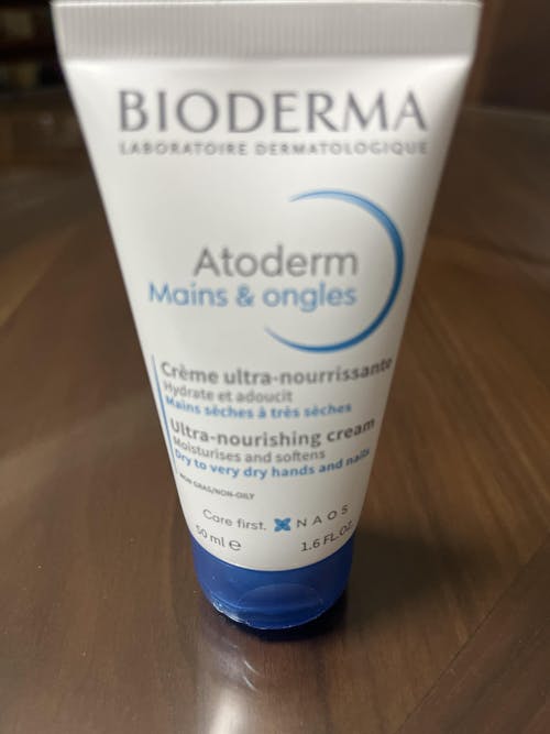 Bioderma Atoderm Crema reparadora para manos y uñas 50 ml