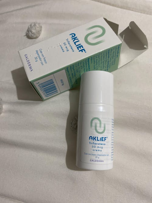 Galderma Aklief Crema .005% Anti imperfecciones 30gr.