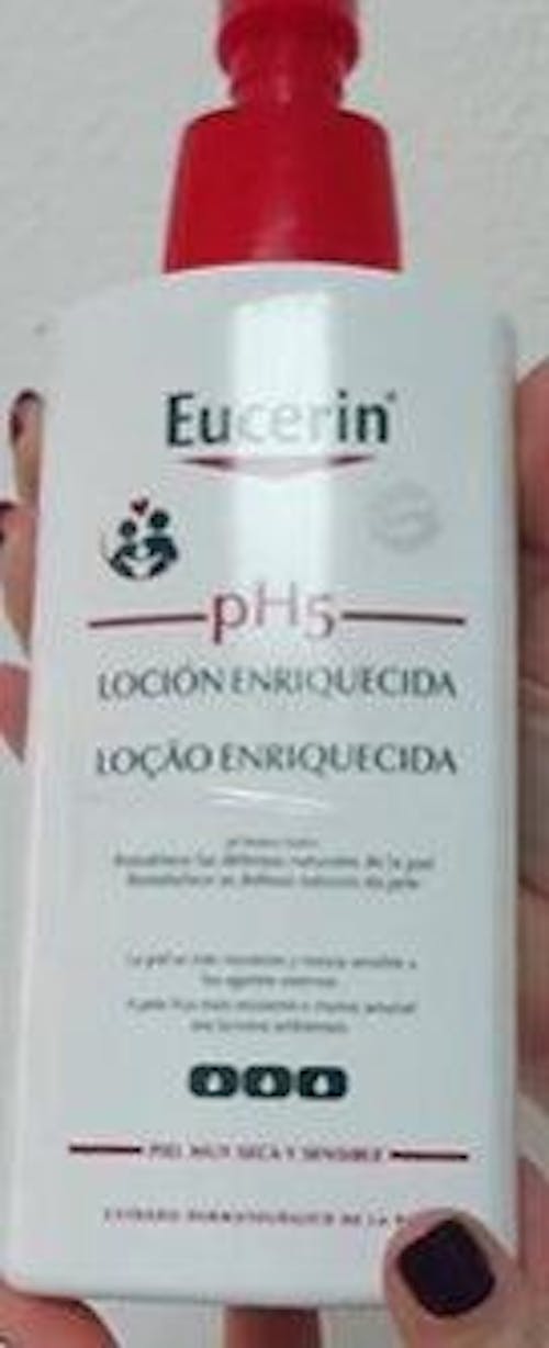 Eucerin pH5 Loción corporal hidratante para piel seca y sensible 400 ml