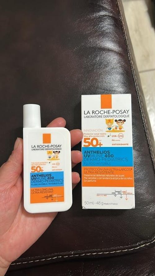 La Roche-Posay Anthelios UVMune 400 Dermo-Pediatrics Fluido Invisible FPS 50+ Para piel sensible de niños 50 ml