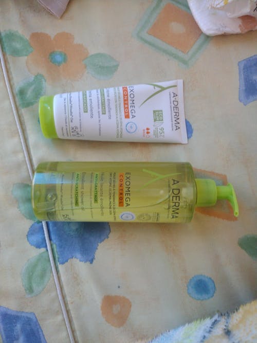 Aderma Exomega Control Dermolimpiador en aceite emoliente 500 ml