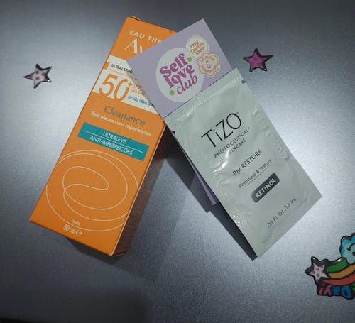 Avene Cleanance Fluido solar FPS50+ para piel grasa con imperfecciones 50 ml