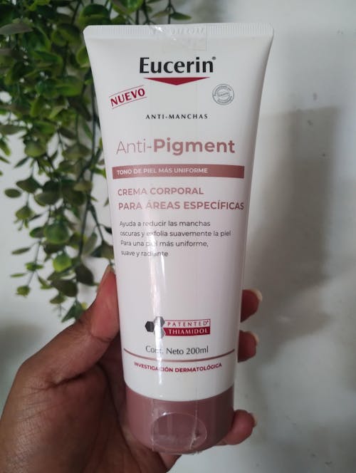 Eucerin Anti-Pigment Crema Corporal Exfoliante Anti-manchas 200 ml