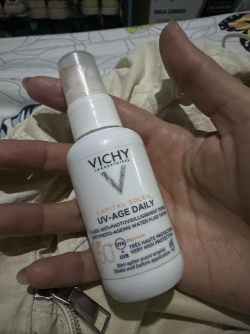 Vichy Capital soleil uv-age daily fps50 Protector solar facial anti-envejecimiento con color 40 ml
