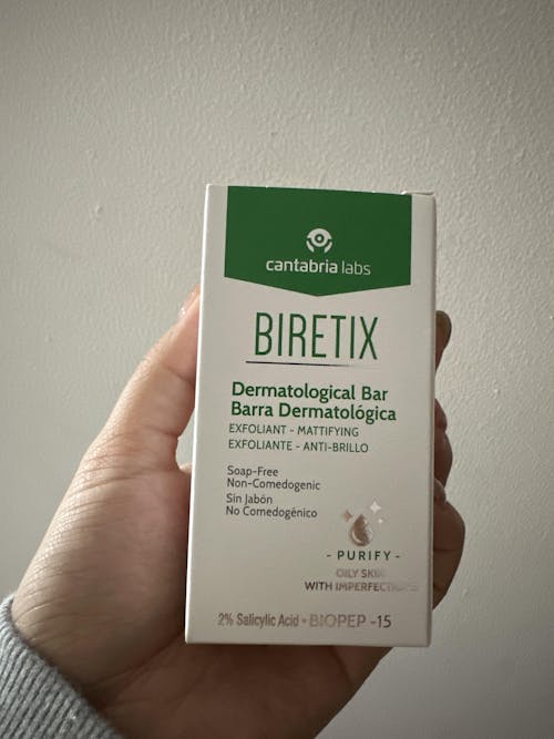 Cantabria Labs Biretix Barra limpiadora para piel grasa con acné 80 gr
