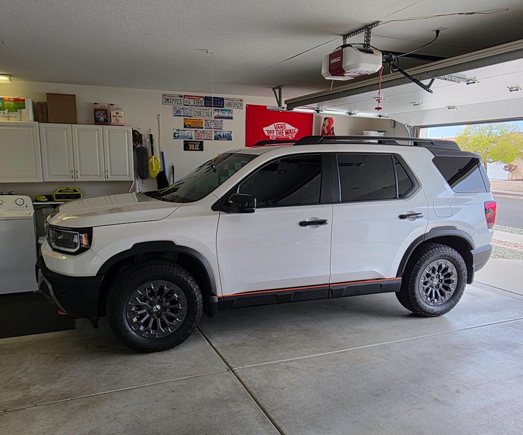 Honda Passport (SUV) | 2026-2026 | Rocker (2Tone) | #HOPA26RKI