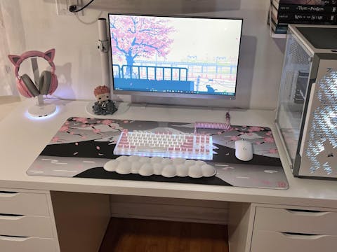 NIGHT BLOSSOM DESKPAD
