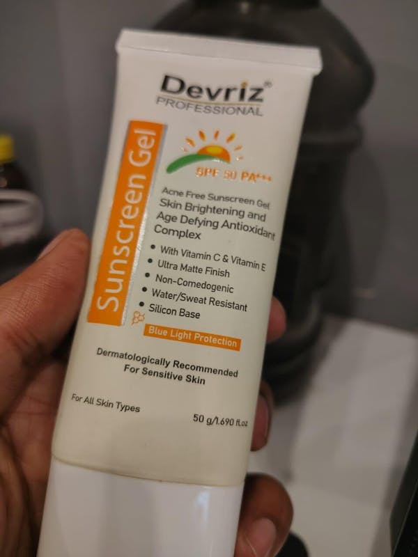 Sunscreen SPF 50 P+++ Gel