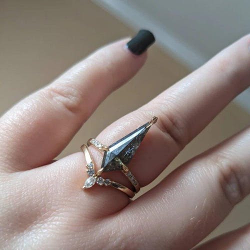 Vintage Kite Cut Salt and Pepper Curved Shape Diamond Ring with Band