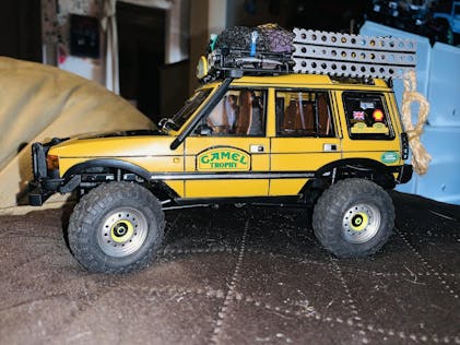 FMS 1:24 FCX24M Land Rover Camel Trophy Edition RTR